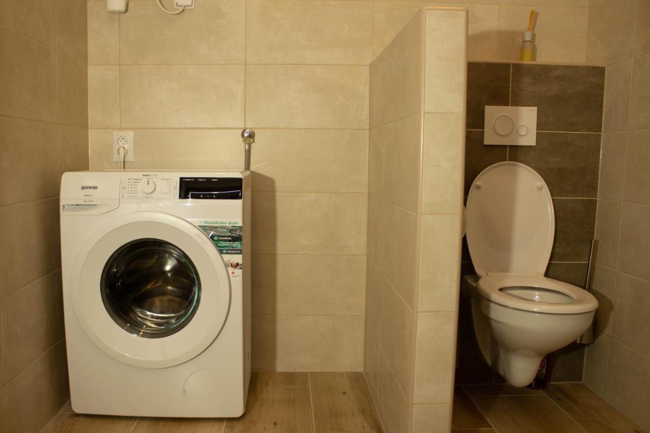 Apartmany Pilot Velka Hledsebe 外观 照片