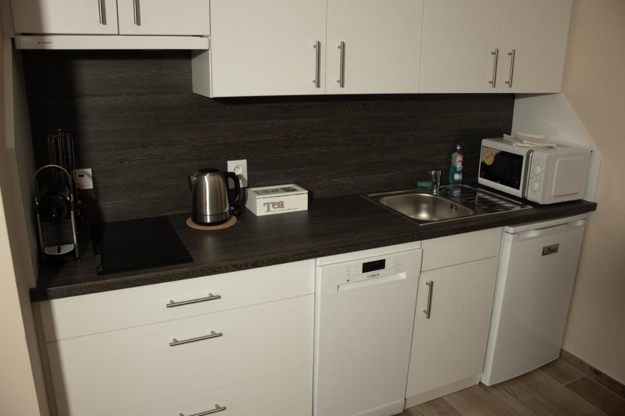 Apartmany Pilot Velka Hledsebe 外观 照片