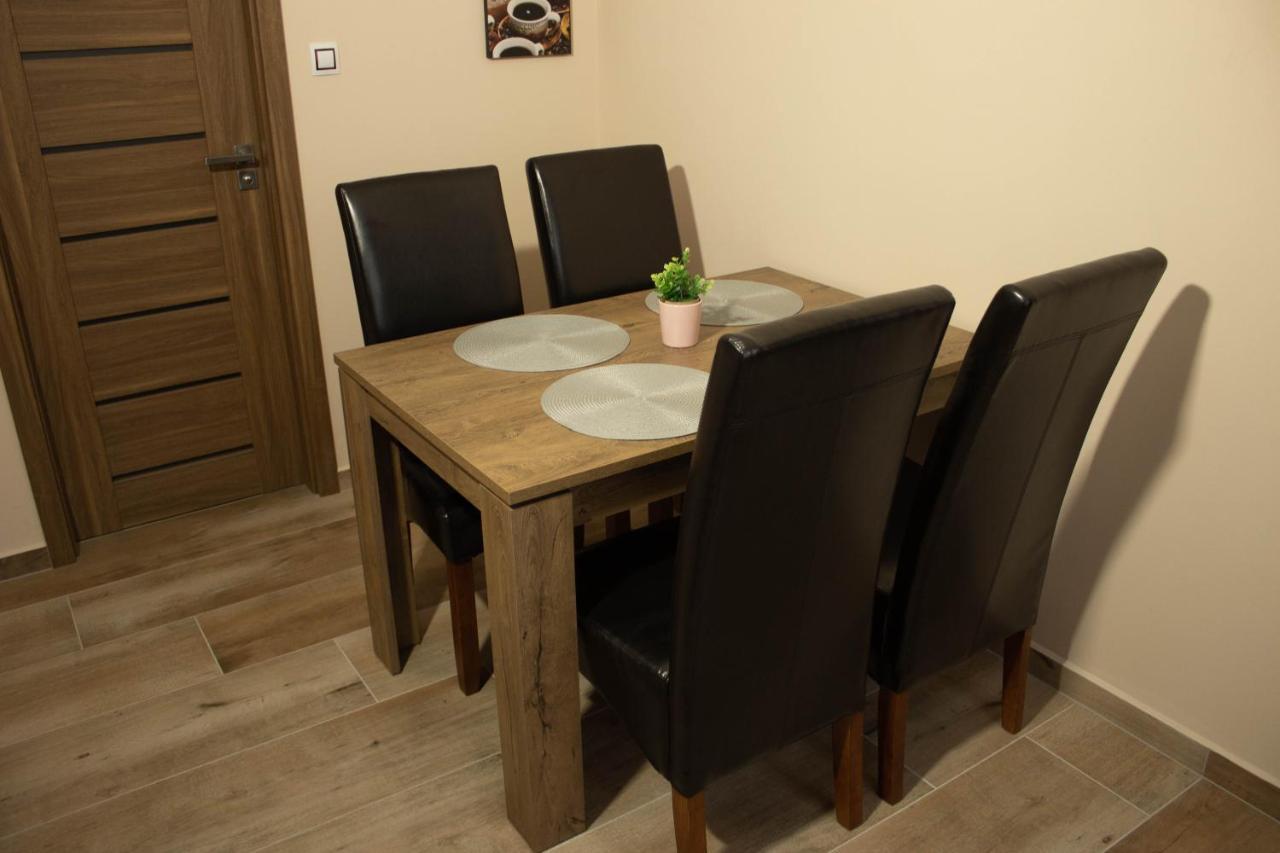 Apartmany Pilot Velka Hledsebe 外观 照片